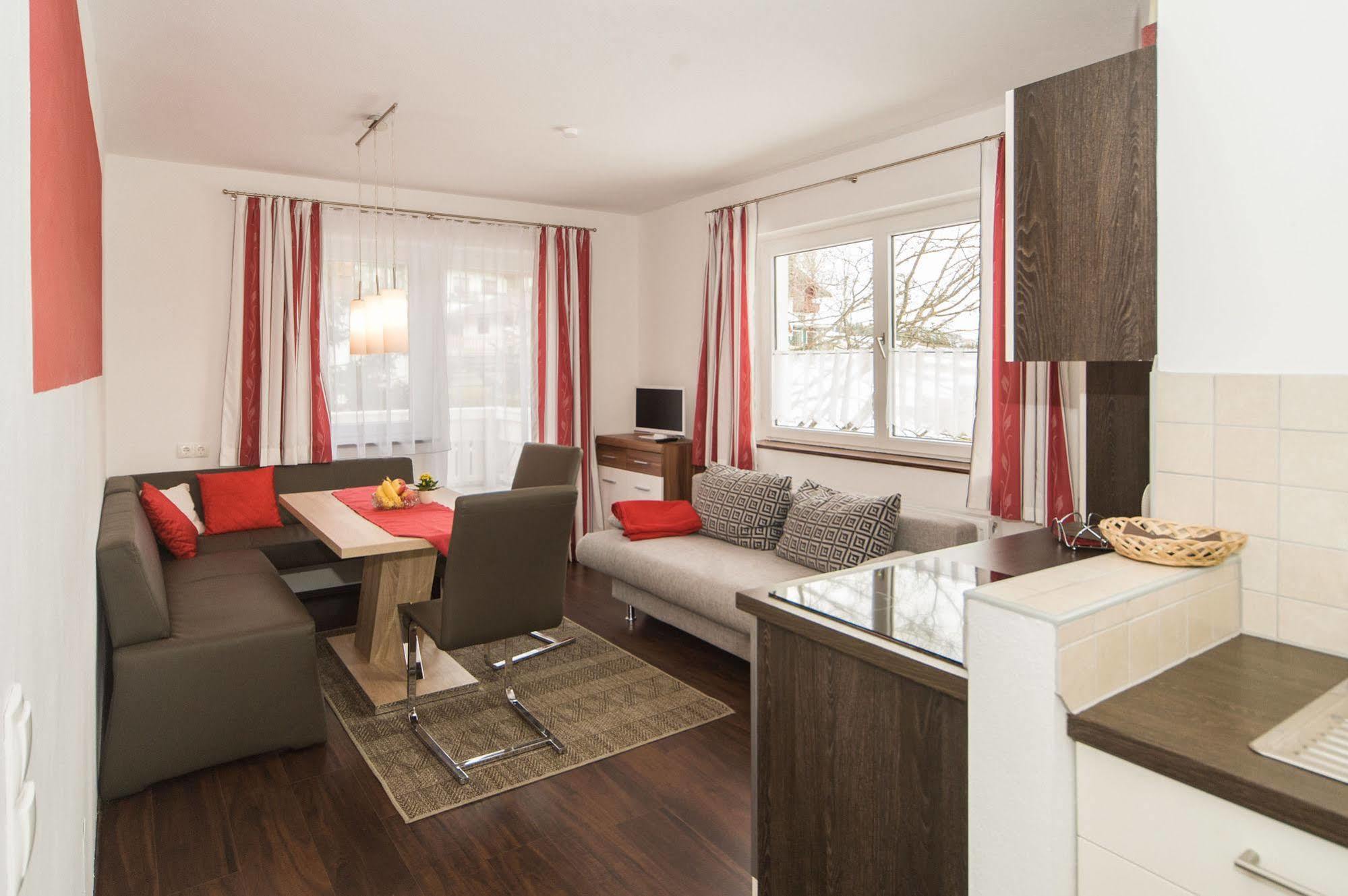 Haus Alpina Ski In & Ski Out Schladming Kültér fotó